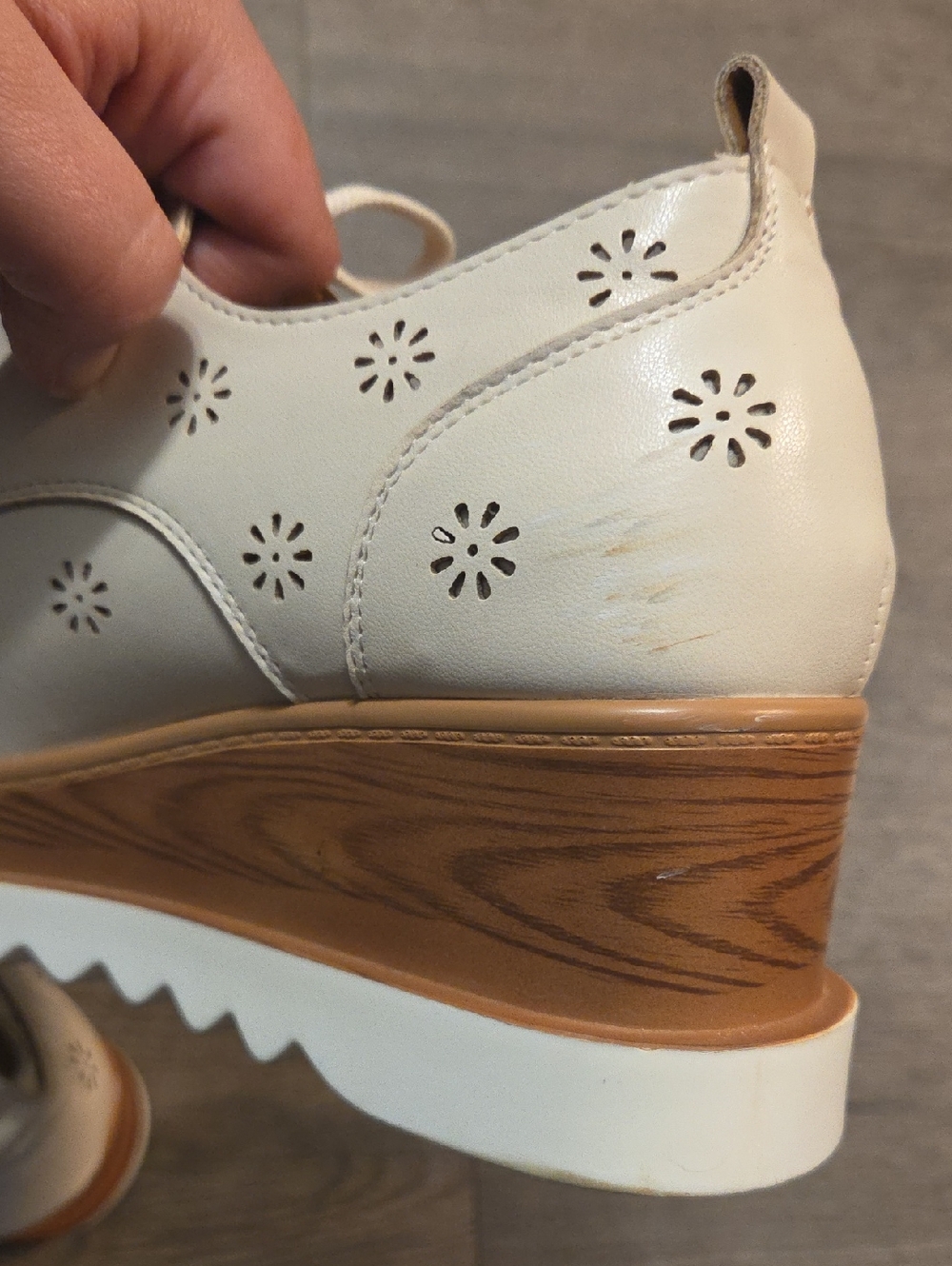 Light Cream Women's Lace-Up Platform Oxfords - Picture 12 of 14